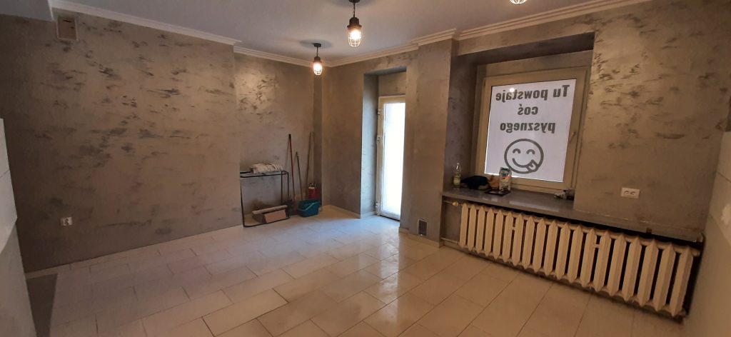 LOKAL W CENTRUM OPOLA NA SPRZEDAŻ LUB WYNAJEM