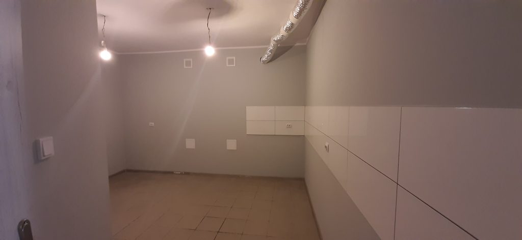 LOKAL W CENTRUM OPOLA NA SPRZEDAŻ LUB WYNAJEM
