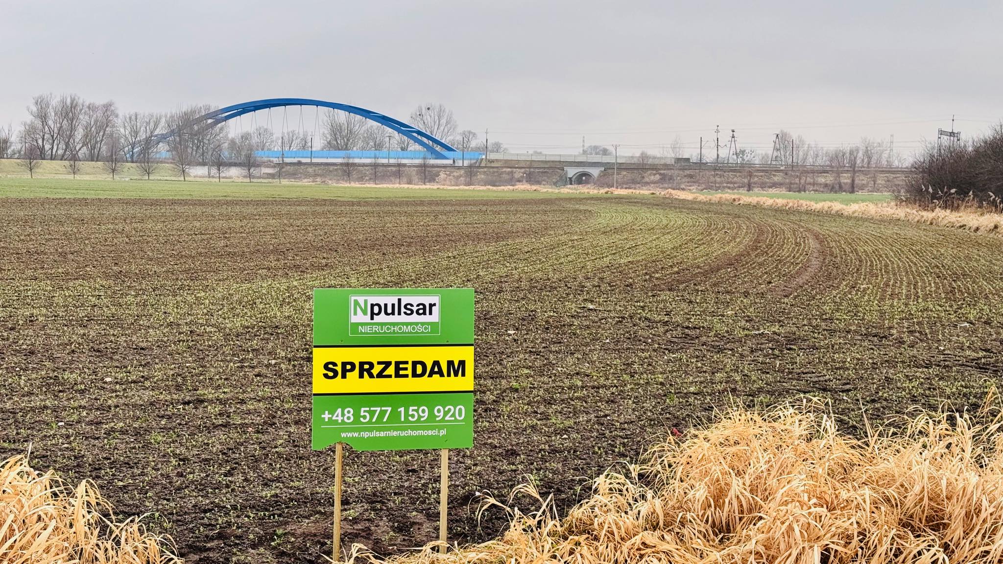 Działki na sprzedaż