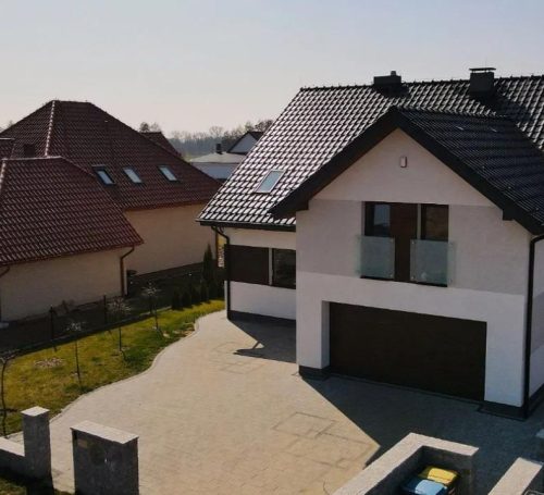 Dom na sprzedaż | 7 pokoi | 285 m² | Opole – Czarnowąsy