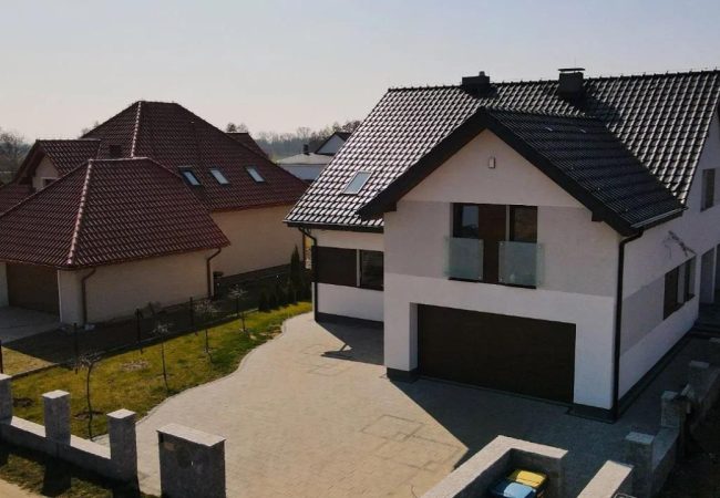 Dom na sprzedaż | 7 pokoi | 285 m² | Opole – Czarnowąsy