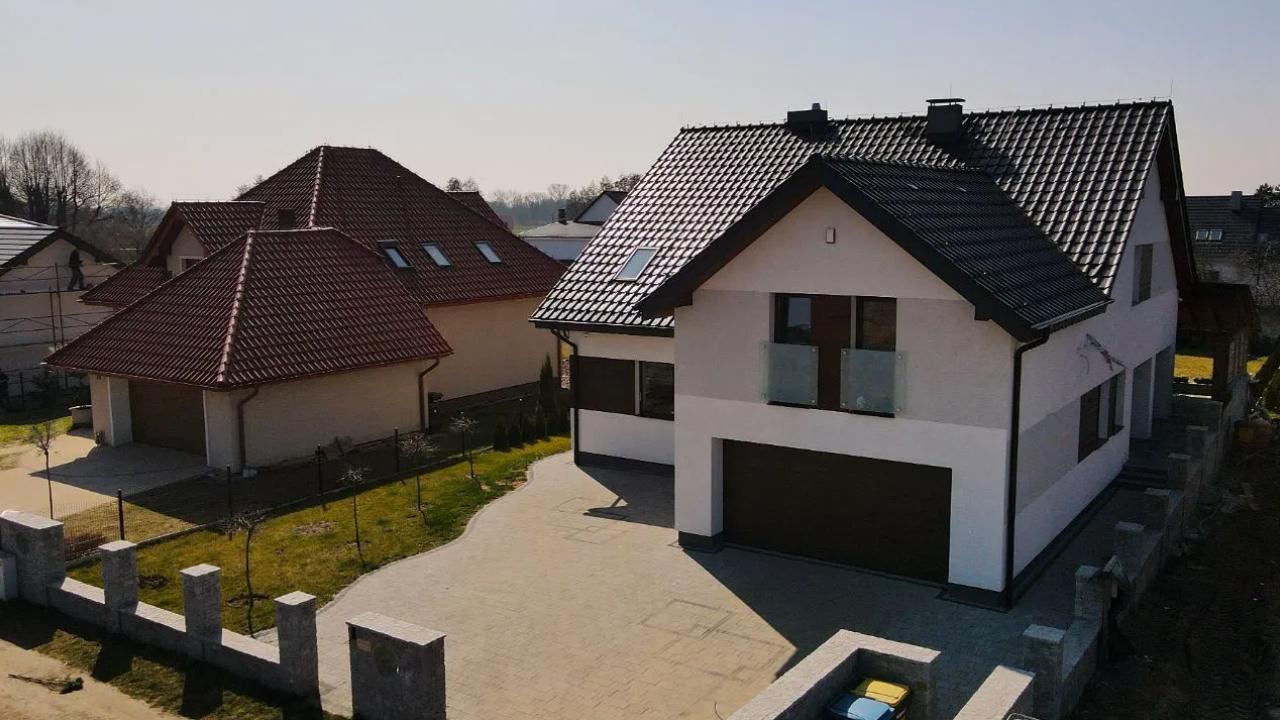 Dom na sprzedaż | 7 pokoi | 285 m² | Opole – Czarnowąsy