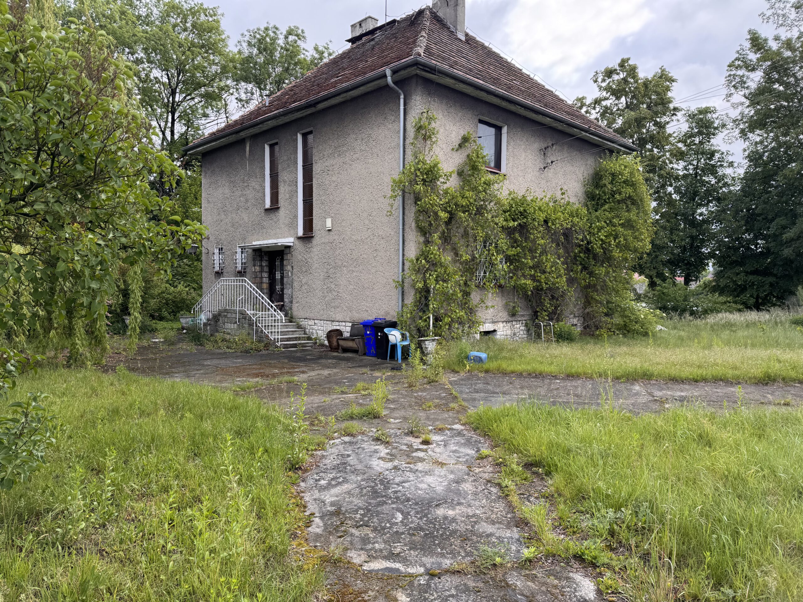Dom na sprzedaż | 5 pokoi | 250 m2 | Jemielnica