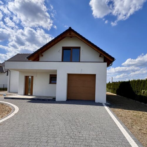 Dom na sprzedaż | 5 pokoi | 201,66 m2 | Opole – Czarnowąsy