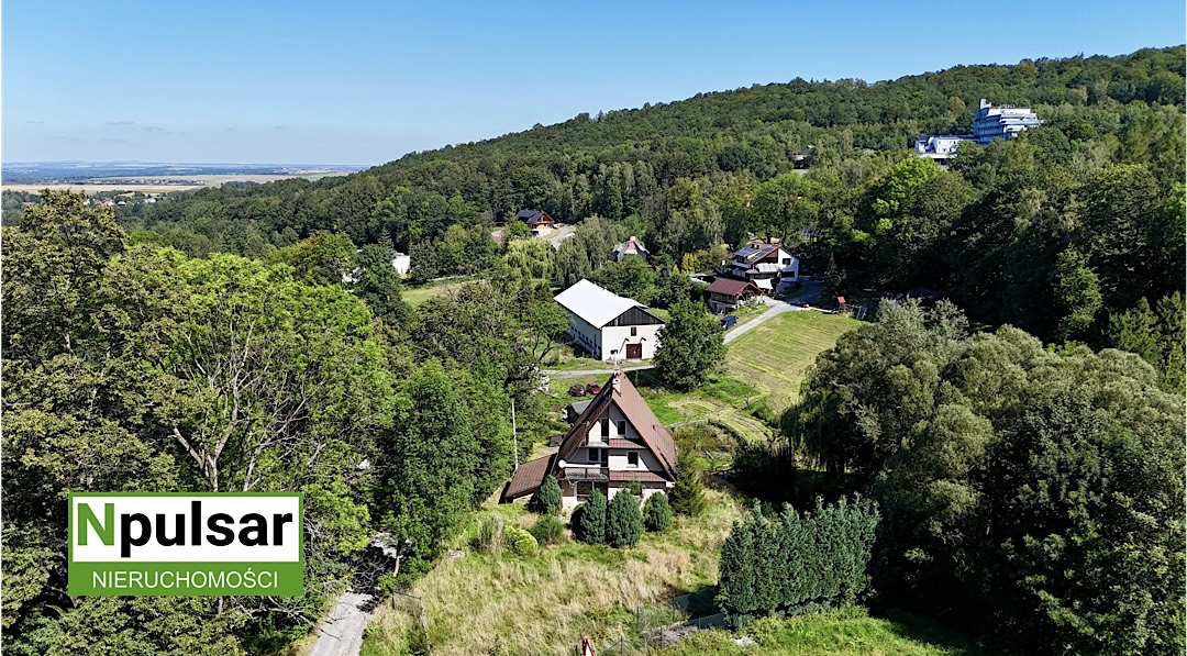 Dom na sprzedaż | 184m2 | 19 a | Jarnotłówek